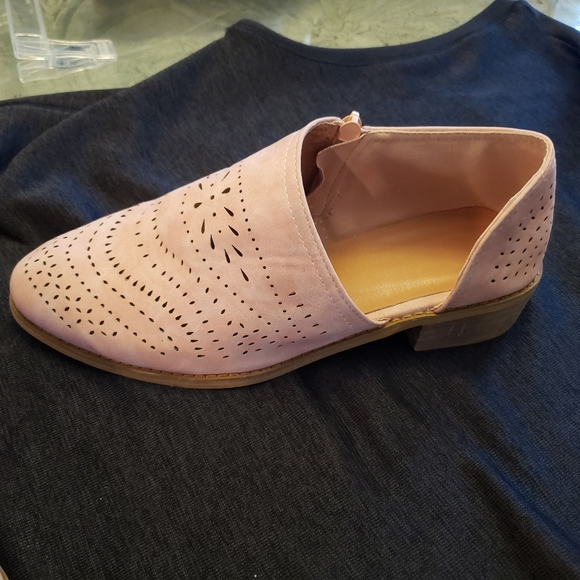 Pink Booties - Picture 5 of 8